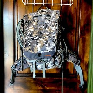 Sitka tool bucket backpack. Excellent shape